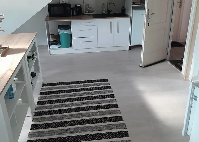 Logement Convivial, Charmant Et Spacieux